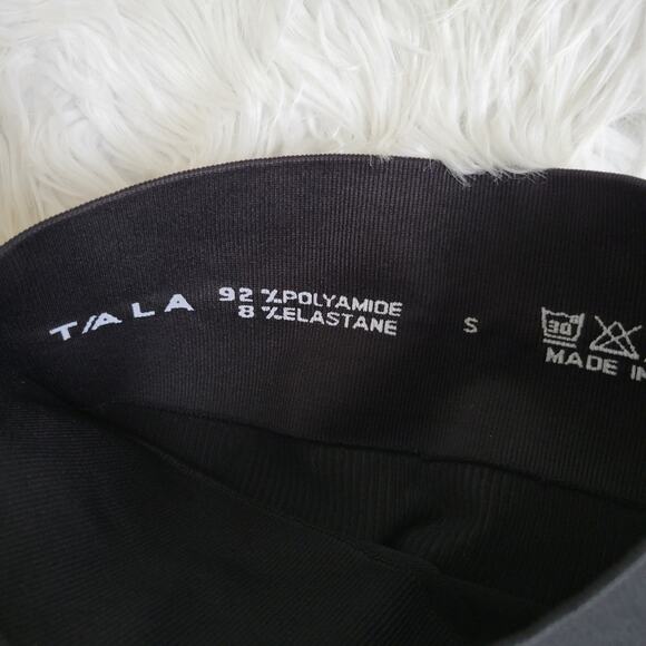 TALA Verve Shorts with Side Stripes Size Small - Picture 5 of 5